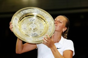  科维托娃迎来十赛季高光表现，FPX球迷沸腾！