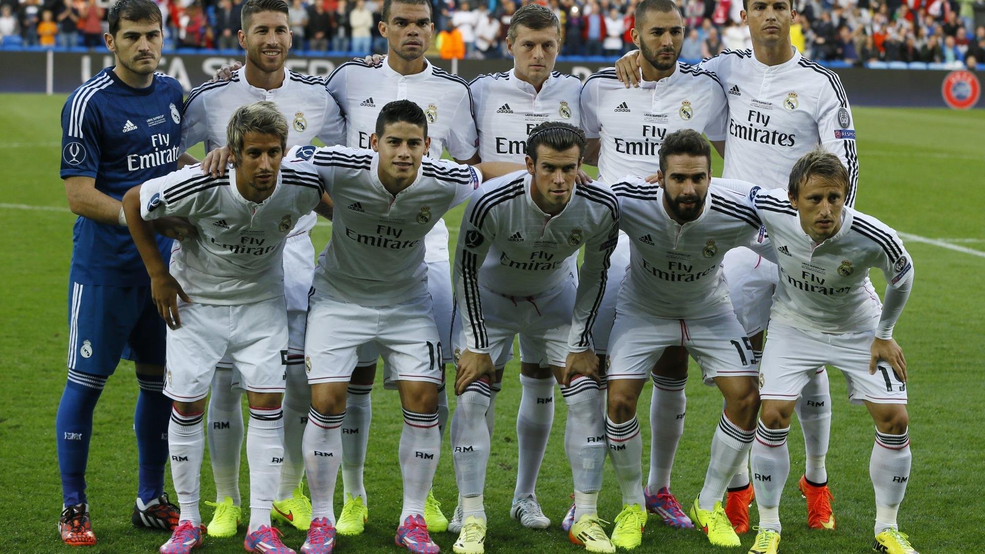 足球赛场焦点!中国队对阵西班牙队,爆冷逆转,黑马强势击败劲敌